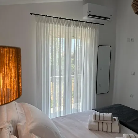 Сasa de vacaciones Seaside Modern House