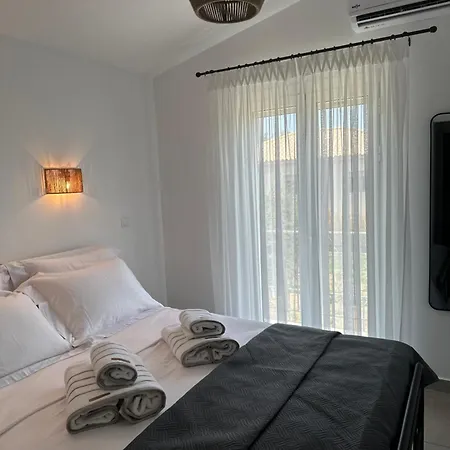 Seaside Modern House *