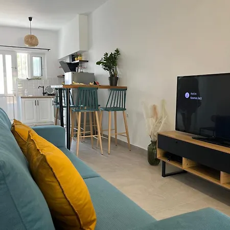 Seaside Modern House 카타콜론