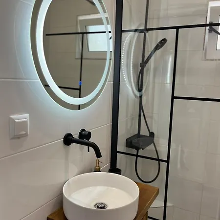 Seaside Modern House 카타콜론