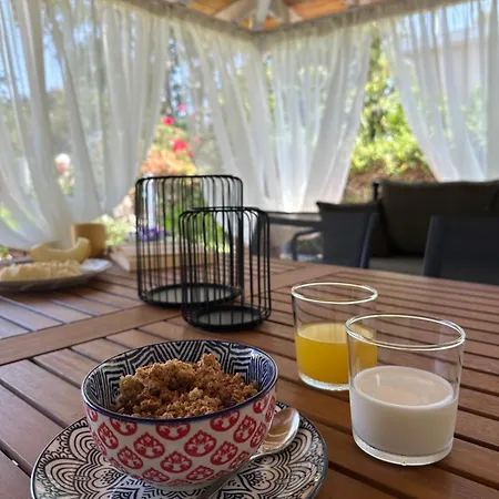 펜션 Seaside Modern House 카타콜론